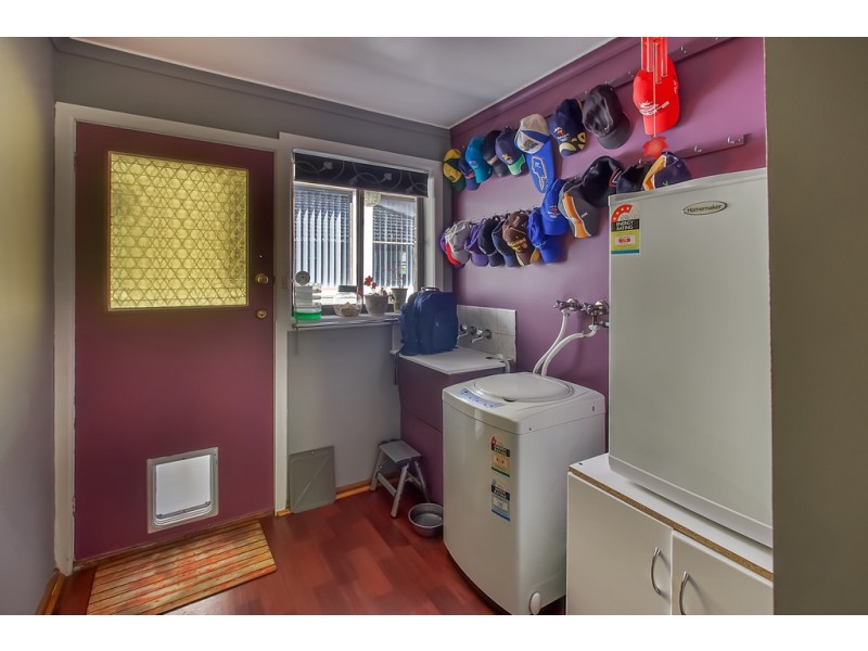 8 Cheviot Road, West Moonah TAS 7009