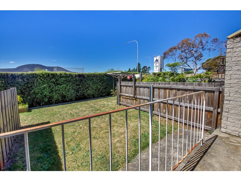 8/9B McGough Street, Glenorchy TAS 7010
