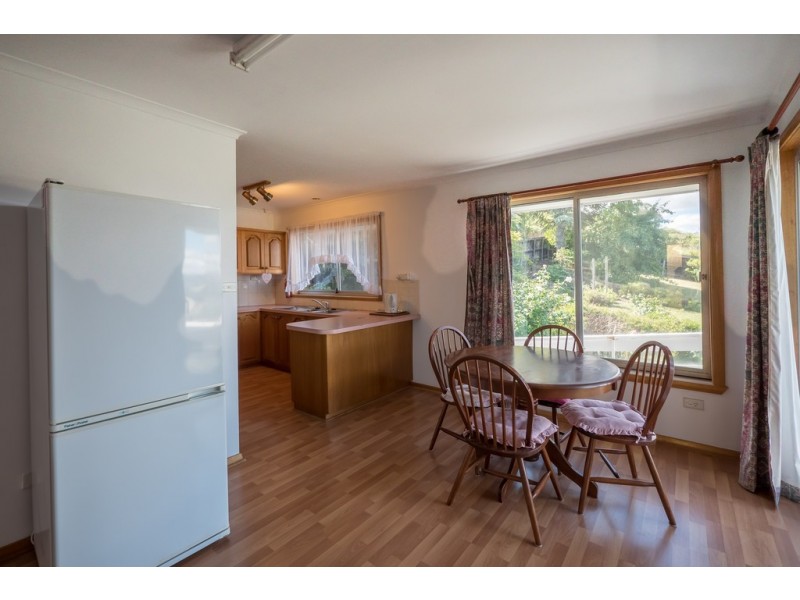 14 Cowper Road, Claremont TAS 7011