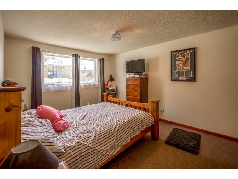 1/110 Abbotsfield Road, Claremont TAS 7011