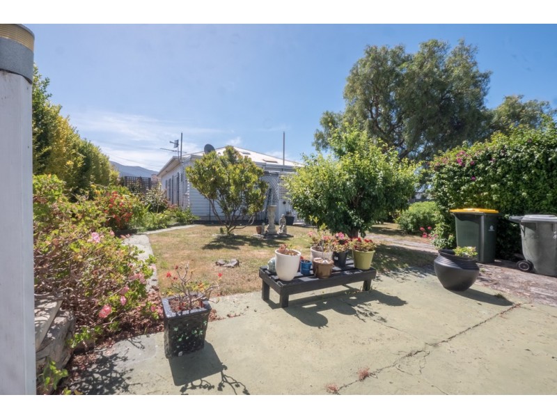 11 Riverway Road, Montrose TAS 7010