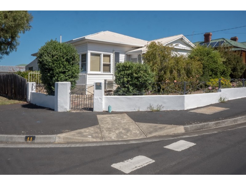 11 Riverway Road, Montrose TAS 7010