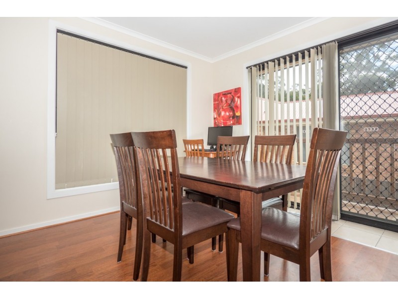 2/142 Branscombe Road, Claremont TAS 7011