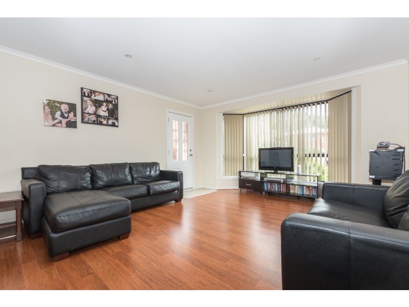 2/142 Branscombe Road, Claremont TAS 7011