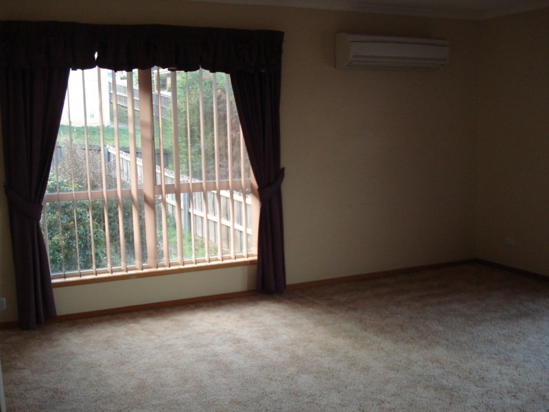 12 Rosana Court, Claremont TAS 7011