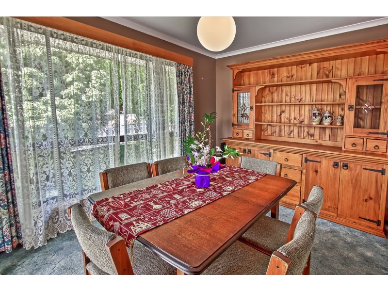 8 Cheviot Road, West Moonah TAS 7009