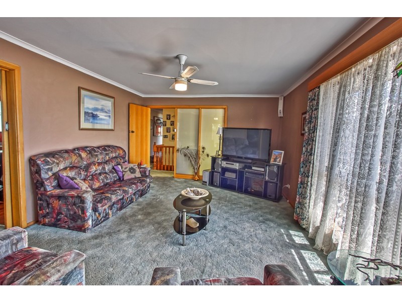 8 Cheviot Road, West Moonah TAS 7009