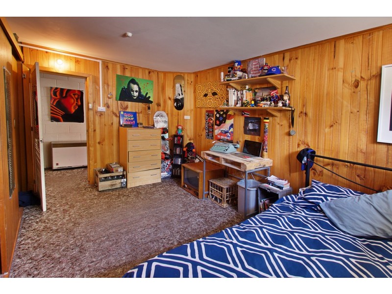 8 Cheviot Road, West Moonah TAS 7009