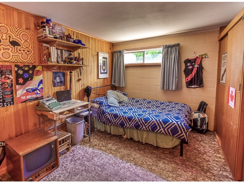 8 Cheviot Road, West Moonah TAS 7009