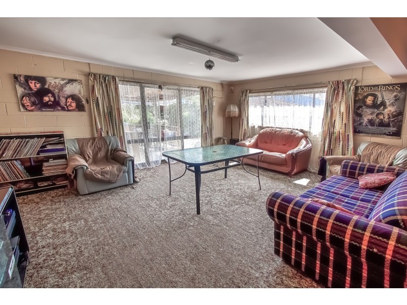 8 Cheviot Road, West Moonah TAS 7009