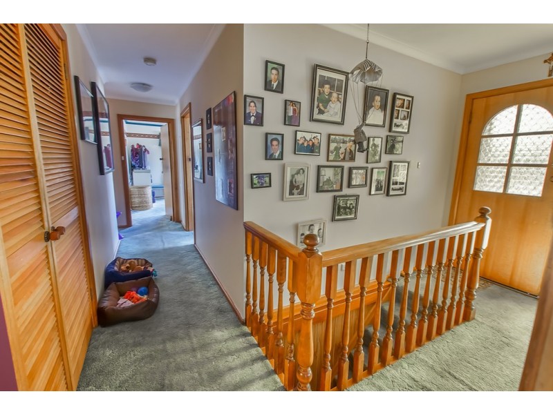 8 Cheviot Road, West Moonah TAS 7009