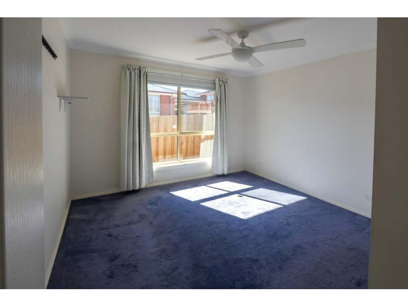 2/16B Burrows Avenue, Brighton TAS 7030