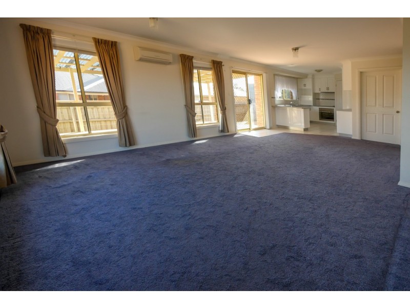 2/16B Burrows Avenue, Brighton TAS 7030