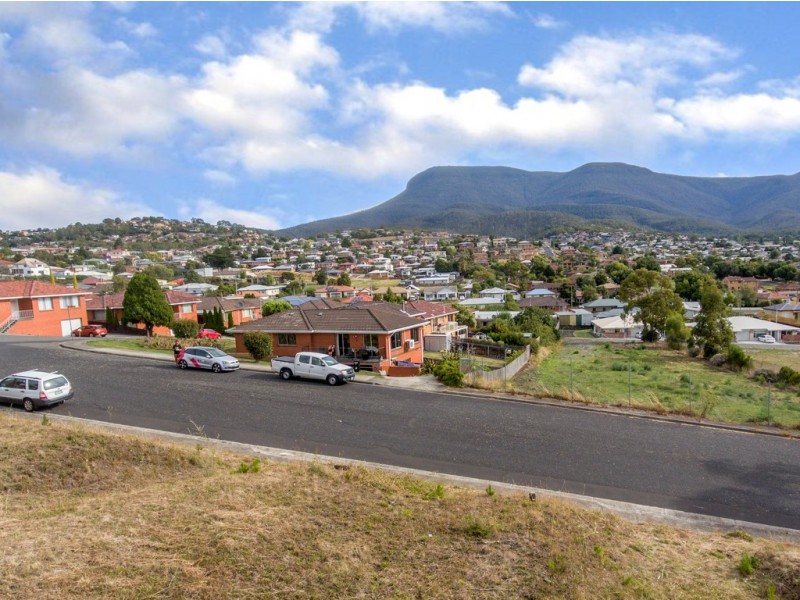 18 Gale Street, Glenorchy TAS 7010