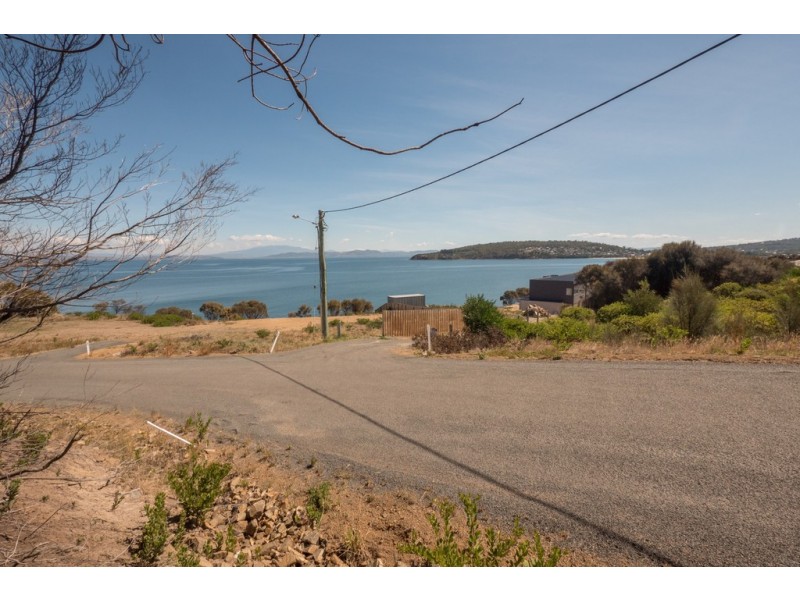 79 Grevillea Street, Primrose Sands TAS 7173