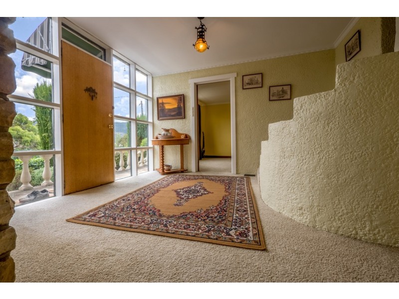 New Norfolk TAS 7140