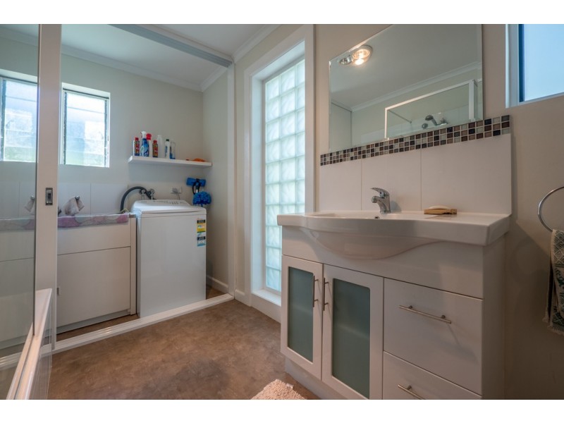 New Norfolk TAS 7140