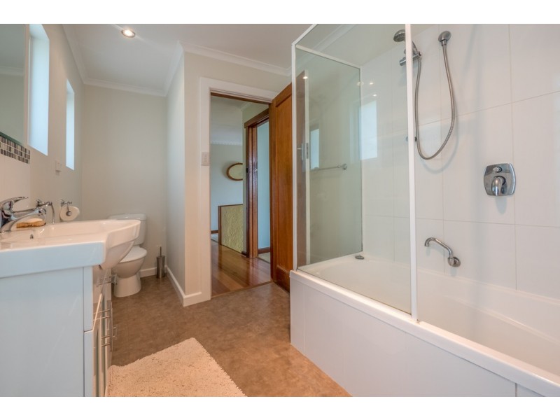 New Norfolk TAS 7140