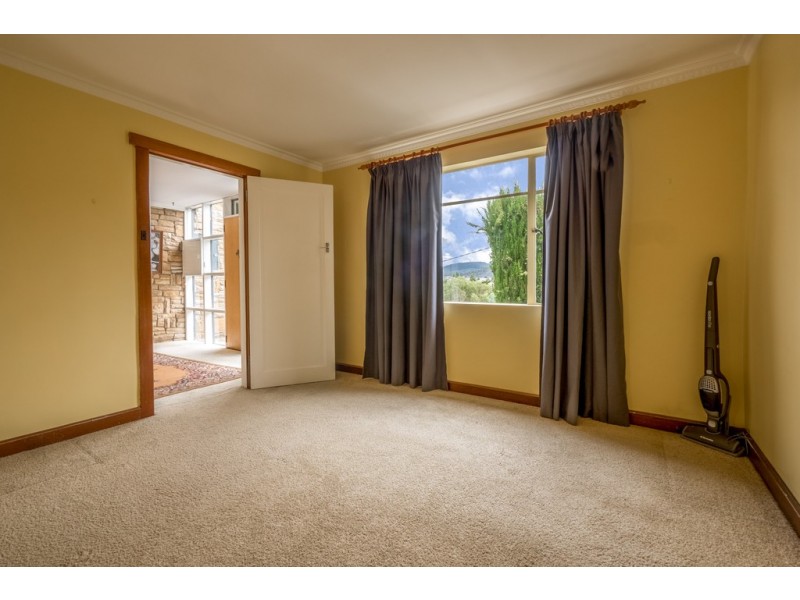 New Norfolk TAS 7140