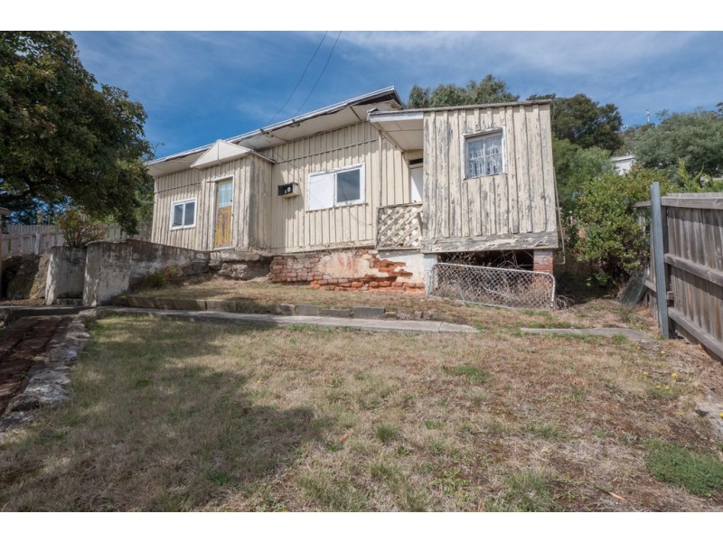 New Norfolk TAS 7140