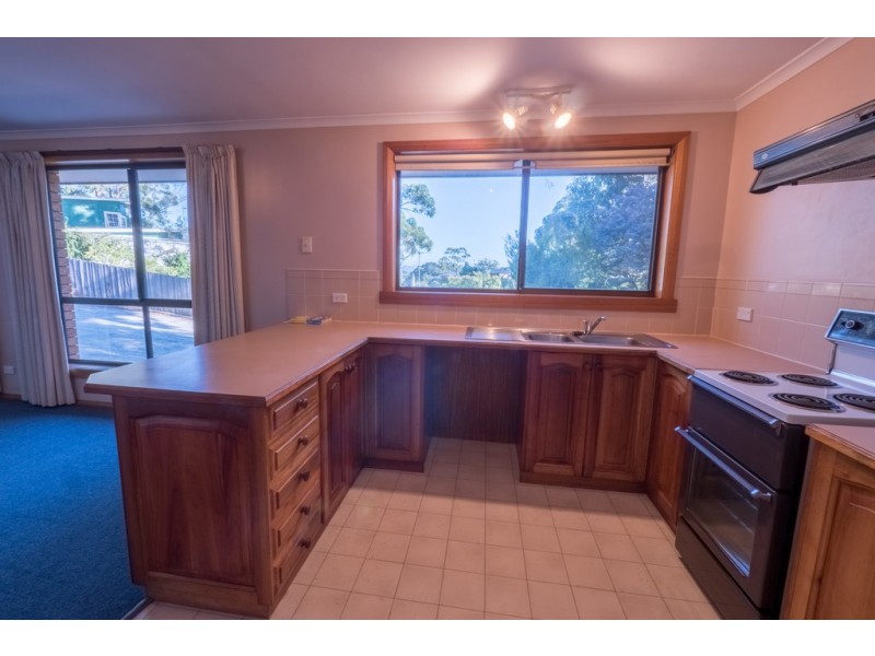 1/162 Pottery Road, Lenah Valley TAS 7008