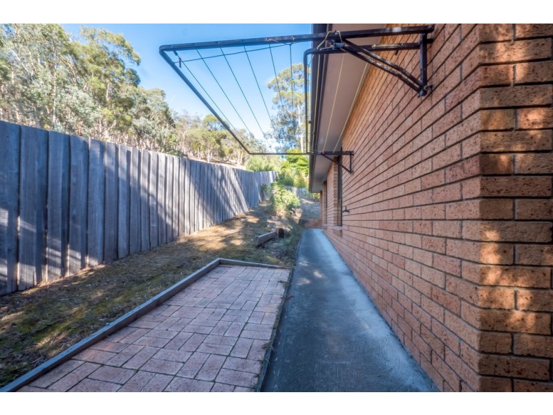 1/162 Pottery Road, Lenah Valley TAS 7008