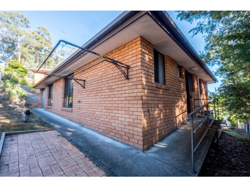 1/162 Pottery Road, Lenah Valley TAS 7008