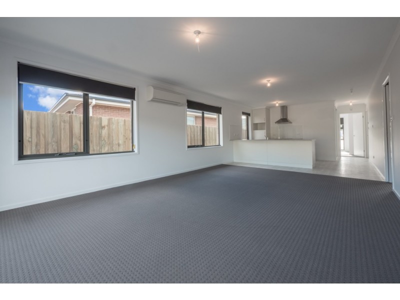 27 Holmfield Avenue, Clarendon Vale TAS 7019