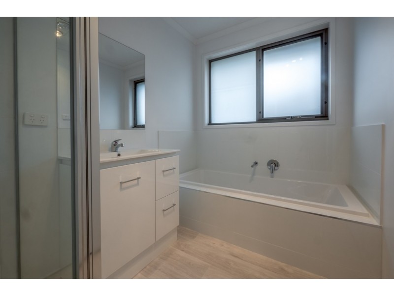 27 Holmfield Avenue, Clarendon Vale TAS 7019