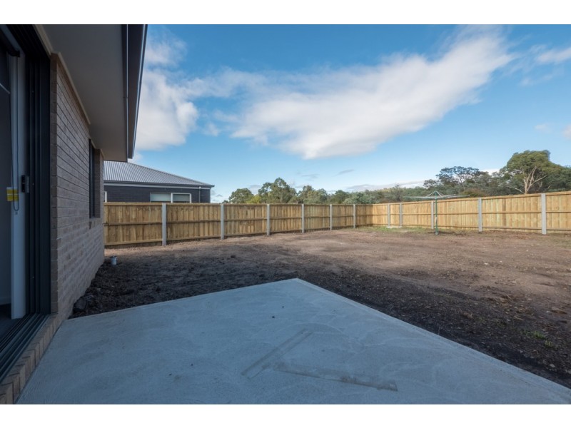 27 Holmfield Avenue, Clarendon Vale TAS 7019