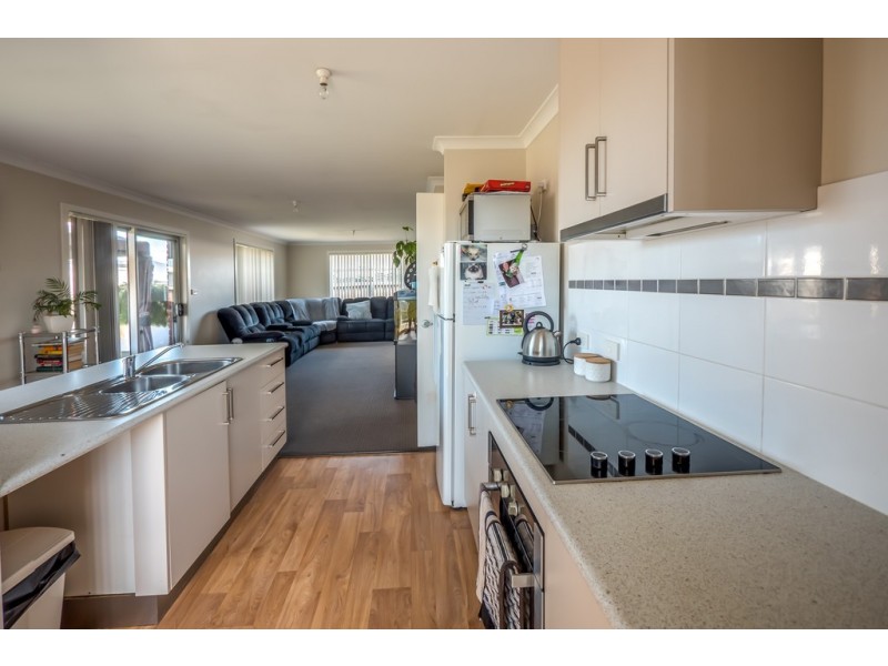 2/7 Thomas Court, Brighton TAS 7030
