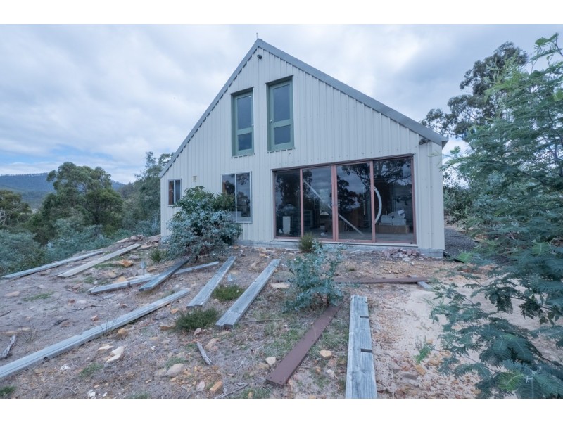 Elderslie TAS 7030