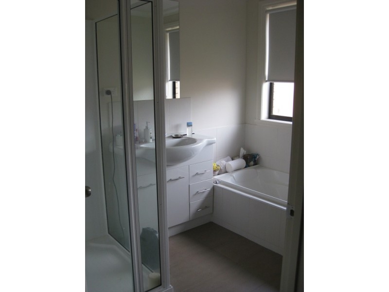 1/23 Alice Place, Brighton TAS 7030