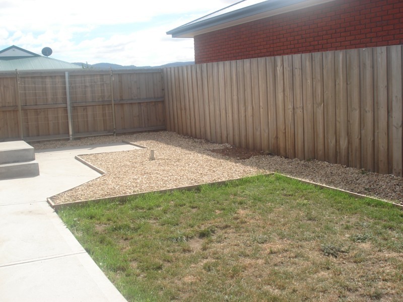 2a Madison Avenue, Brighton TAS 7030