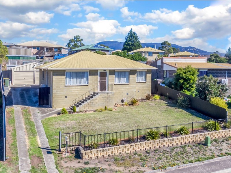 94 Lamprill Circle, Herdsmans Cove TAS 7030