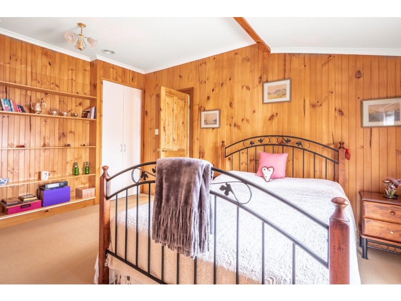 1725 Glenora Road, Bushy Park TAS 7140