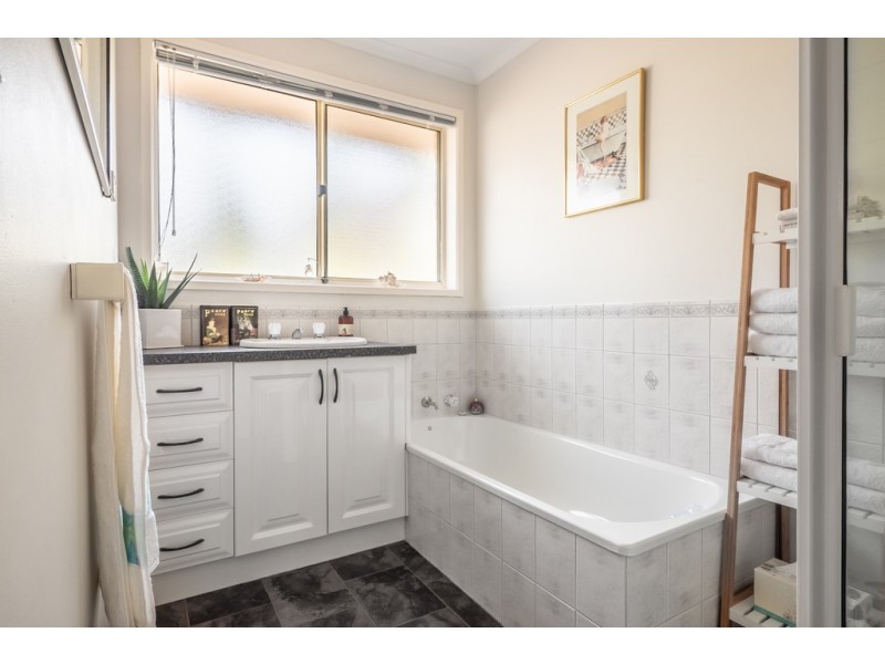 28 Tilyard Street, Montrose TAS 7010