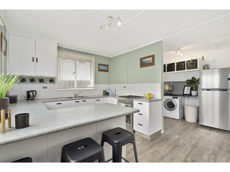2 Waratah Road, Risdon Vale TAS 7016