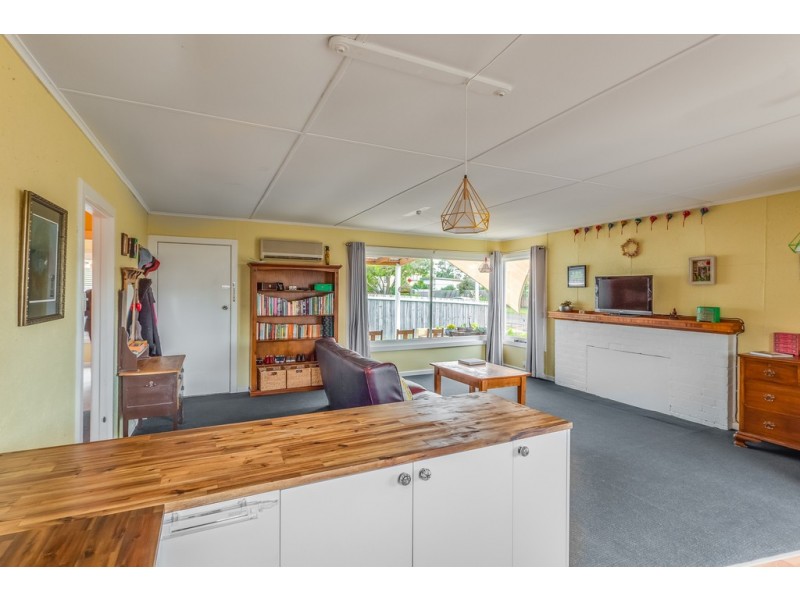 7 Algona Street, South Arm TAS 7022