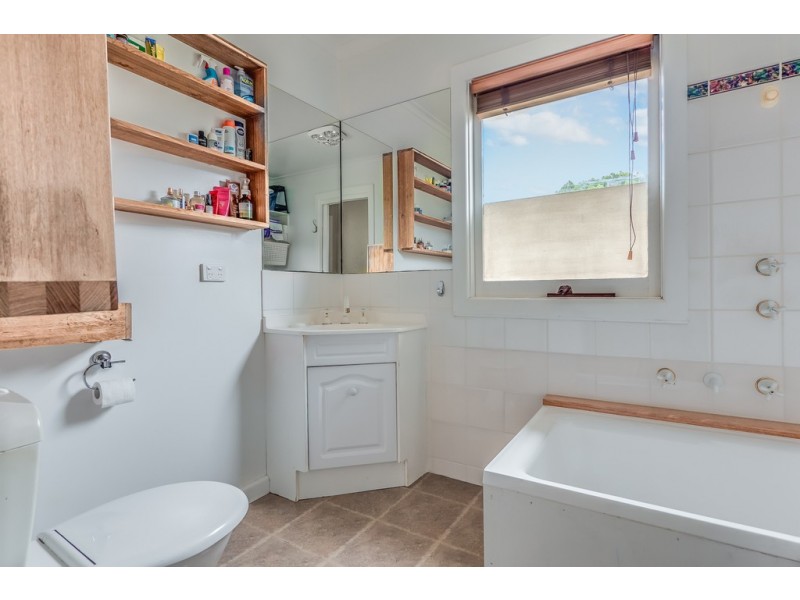 7 Algona Street, South Arm TAS 7022