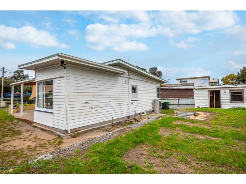 7 Algona Street, South Arm TAS 7022
