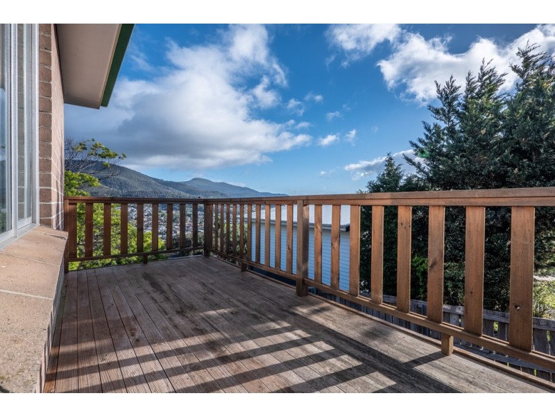 9 Lang Place, Glenorchy TAS 7010