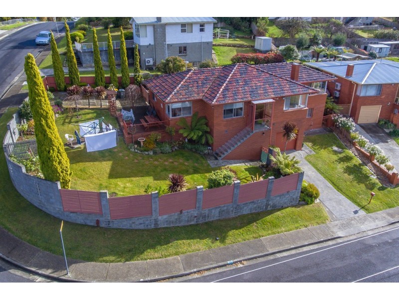 32 Hudson Crescent, Glenorchy TAS 7010