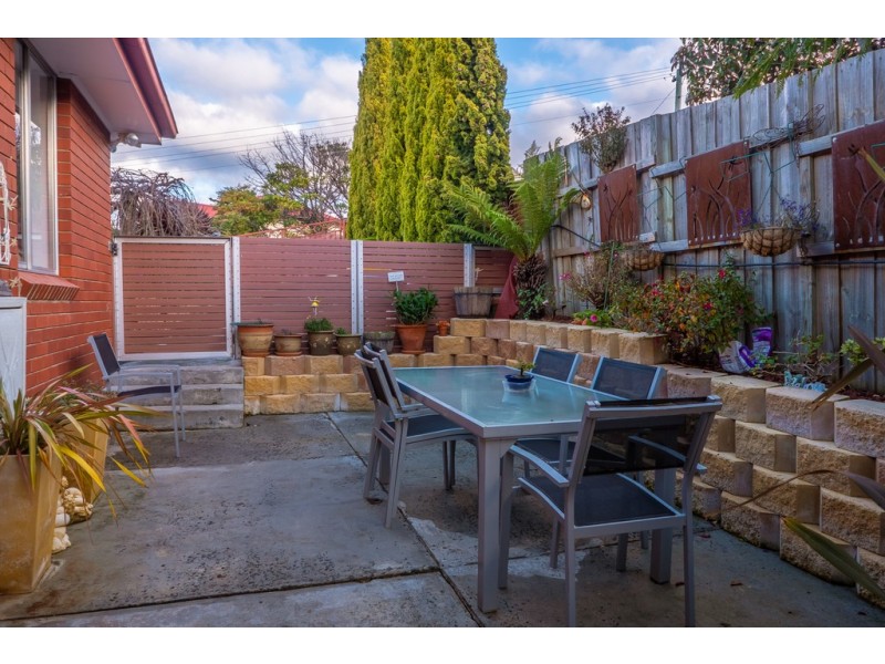 32 Hudson Crescent, Glenorchy TAS 7010