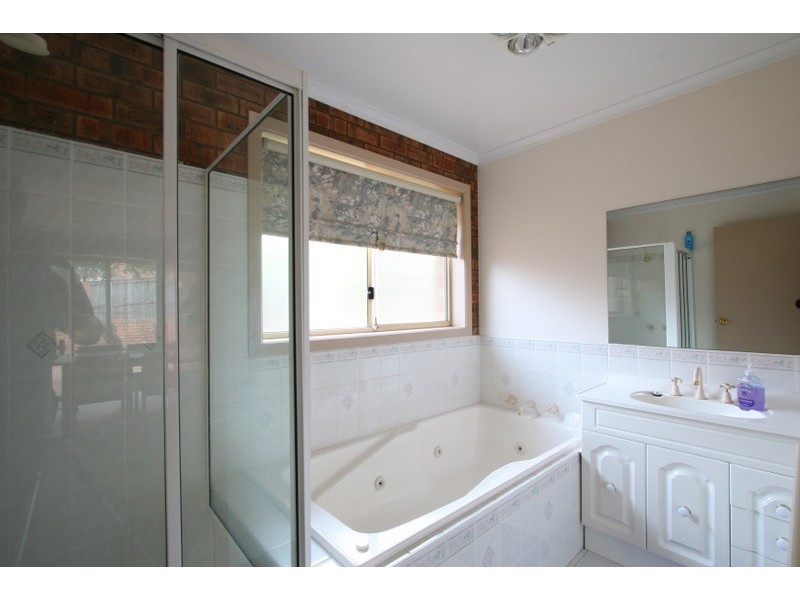 14 Clives Avenue, Old Beach TAS 7017