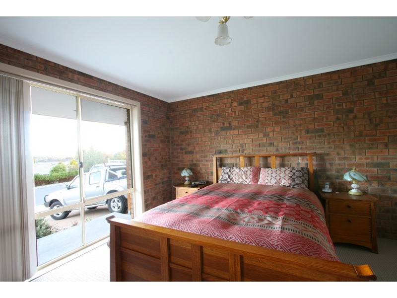 14 Clives Avenue, Old Beach TAS 7017