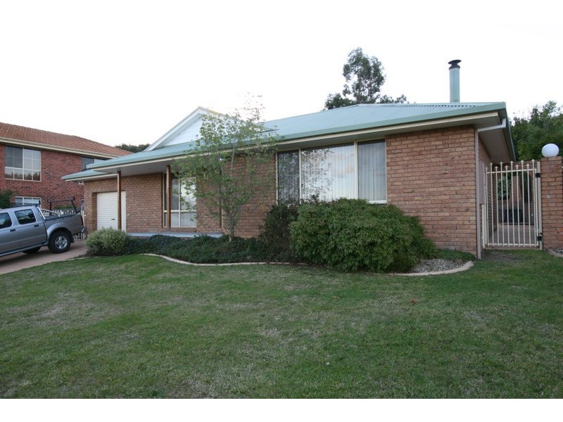 14 Clives Avenue, Old Beach TAS 7017