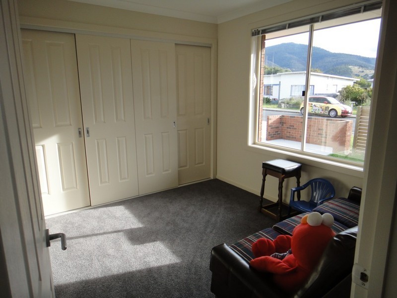 2/27 Anfield Street, Glenorchy TAS 7010