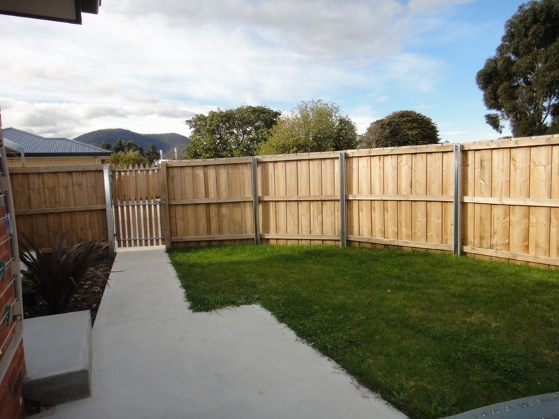 2/27 Anfield Street, Glenorchy TAS 7010