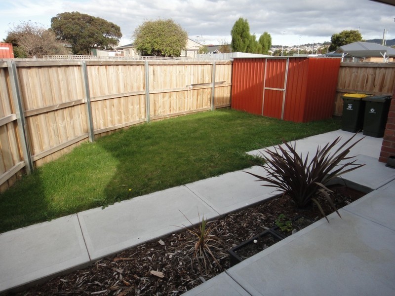 2/27 Anfield Street, Glenorchy TAS 7010
